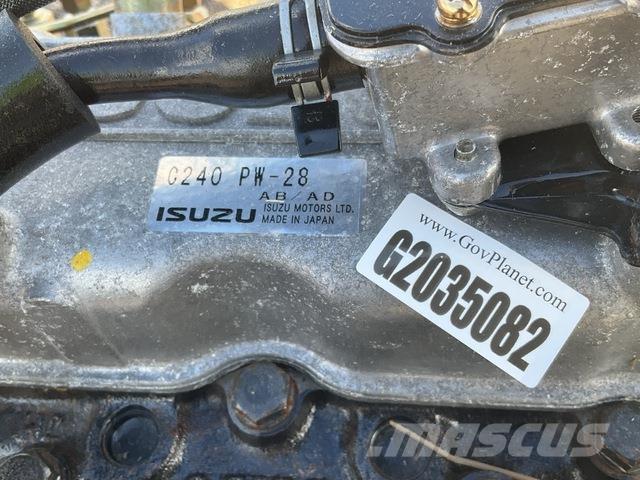 Isuzu C240 Dzinēji