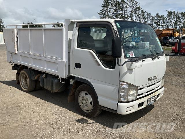 Isuzu ELF Pašizgāzējs