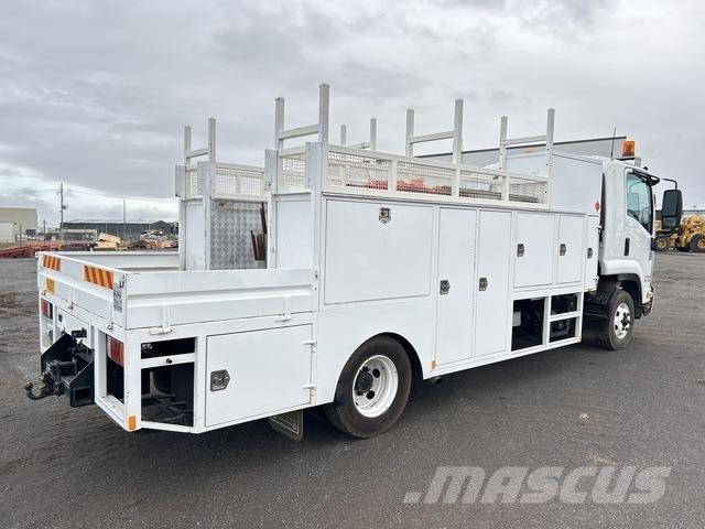 Isuzu FRR 600 Evakuators ar manipulatoru