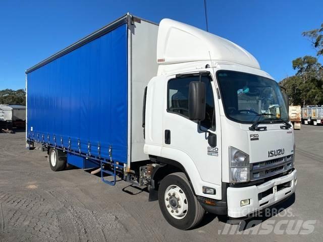 Isuzu FSD 850 Tents