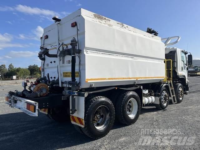 Isuzu FVH2000 Ūdens mašīnas