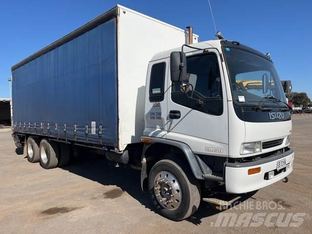 Isuzu FVR 950 Tents
