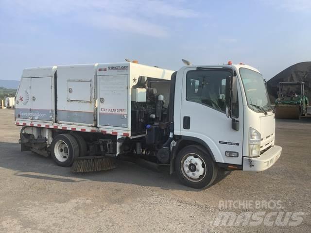 Isuzu NQR Ielu tīrāmās mašīnas