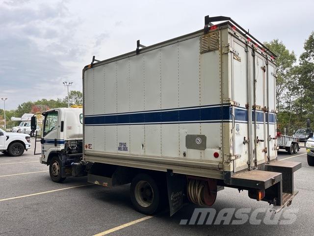 Isuzu NQR Furgons