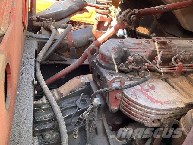 Iveco 170E23 Smagās mašīnas ar celtni