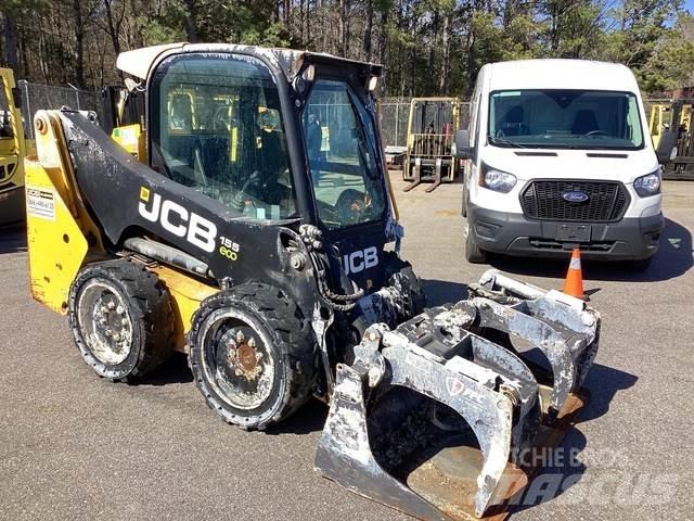 JCB 155 Lietoti riteņu kompaktiekrāvēji