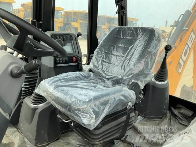 JCB 3DX Ekskavatori-iekrāvēji