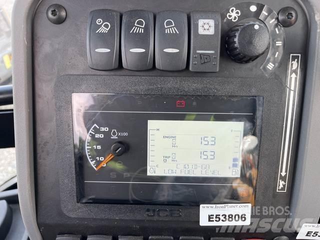 JCB 3DX Ekskavatori-iekrāvēji
