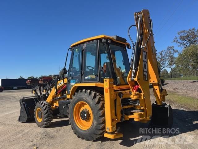 JCB 3DX Ekskavatori-iekrāvēji