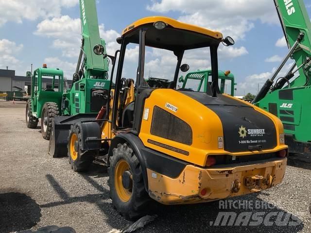 JCB 407 Iekrāvēji uz riteņiem