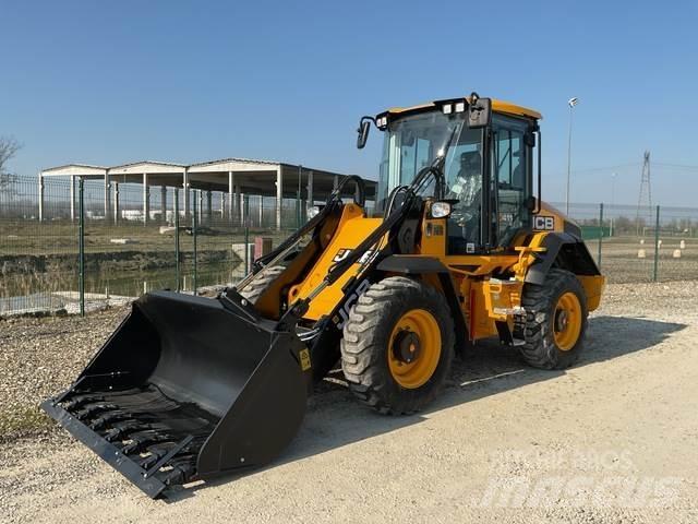 JCB 411 S5 HT Iekrāvēji uz riteņiem