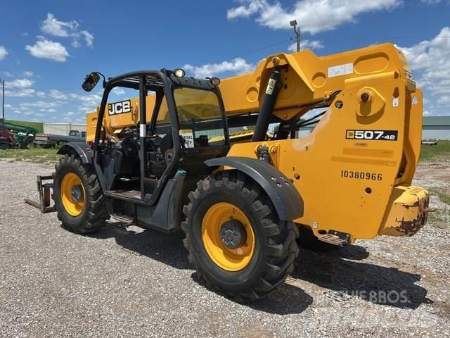 JCB 507-42 Teleskopiskie manipulatori