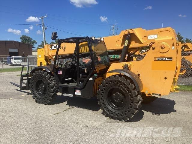 JCB 509-42 Teleskopiskie manipulatori