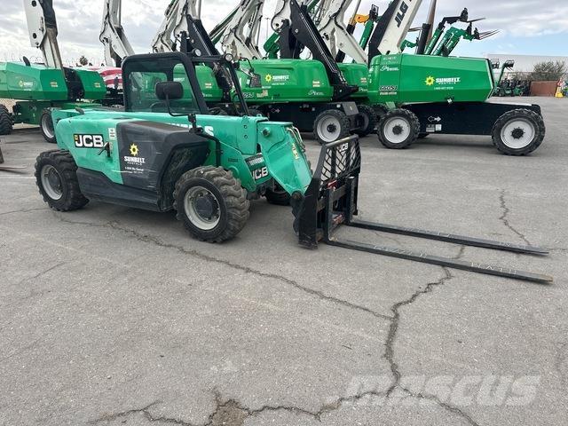 JCB 525-60 Teleskopiskie manipulatori