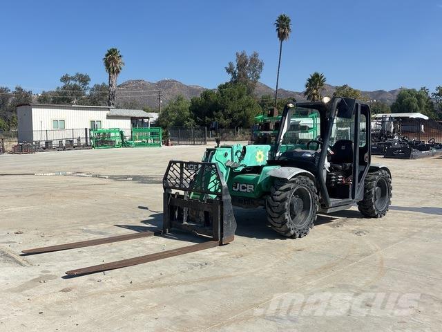 JCB 525-60 Teleskopiskie manipulatori