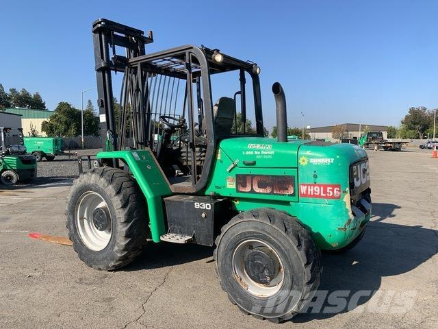 JCB 930 Apvidus autokrāvējs