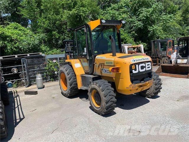 JCB 930-4 Apvidus autokrāvējs