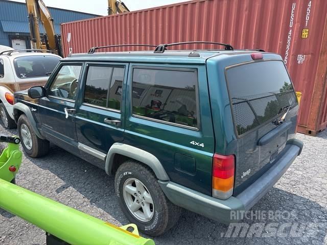 Jeep Cherokee Automašīnas