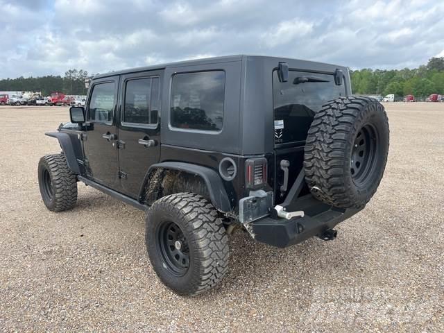 Jeep Wrangler Automašīnas