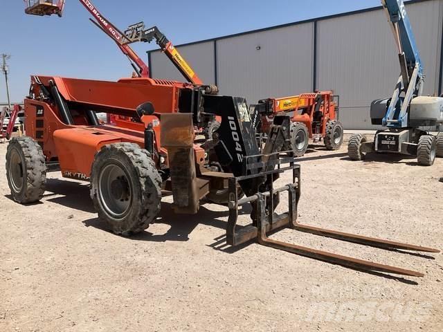 JLG 10042 Teleskopiskie manipulatori