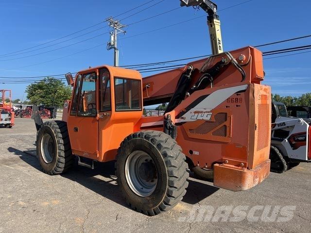 JLG 10054 Teleskopiskie manipulatori