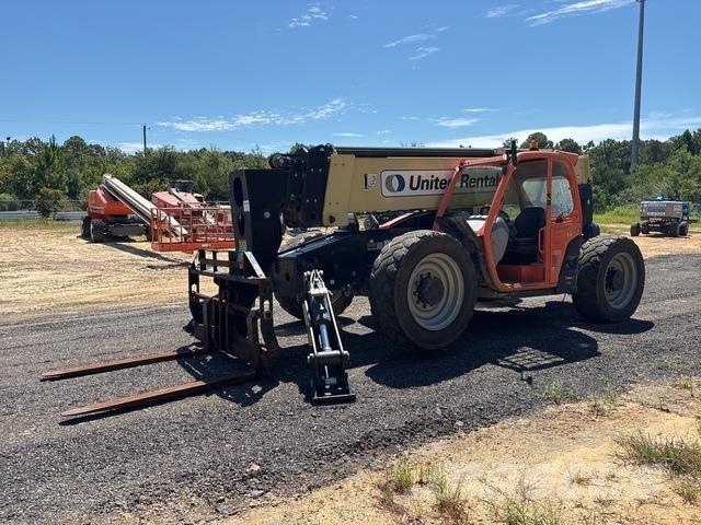 JLG 1055 Teleskopiskie manipulatori