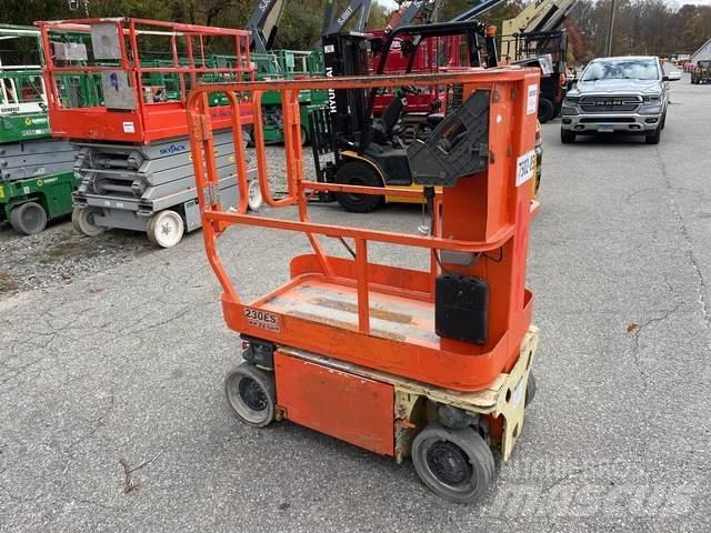 JLG 1230ES Vertikālie pacēlāji