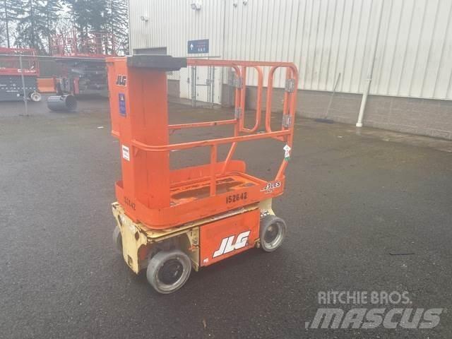 JLG 1230ES Vertikālie pacēlāji