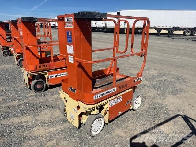 JLG 1230ES Vertikālie pacēlāji
