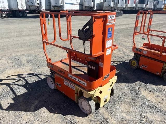 JLG 1230ES Vertikālie pacēlāji