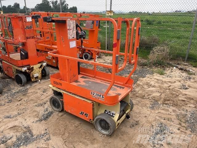 JLG 1230ES Vertikālie pacēlāji