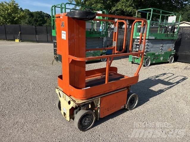 JLG 1230ES Vertikālie pacēlāji