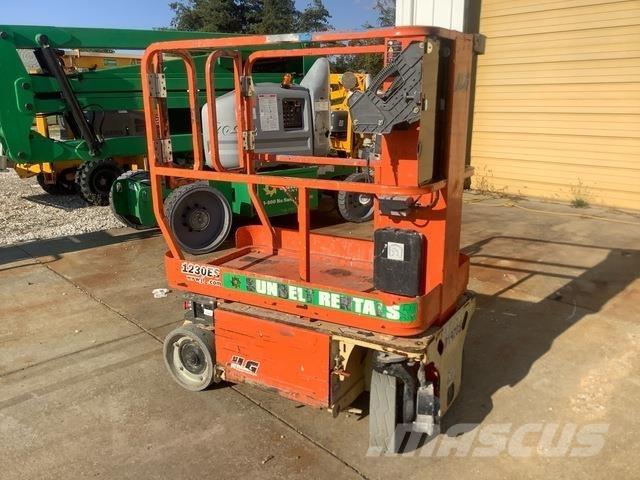 JLG 1230ES Vertikālie pacēlāji