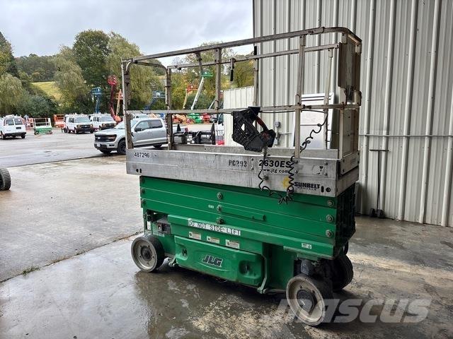 JLG 2630ES Šķerveida pacēlāji
