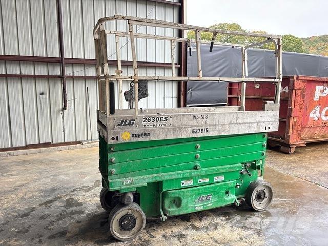 JLG 2630ES Šķerveida pacēlāji