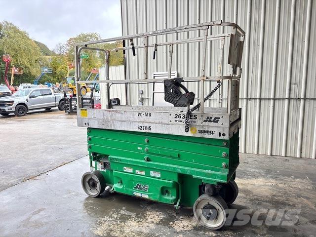 JLG 2630ES Šķerveida pacēlāji