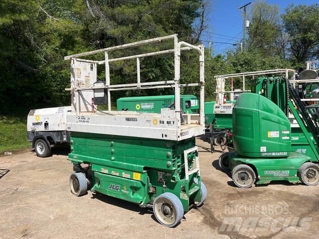 JLG 2632ES Šķerveida pacēlāji