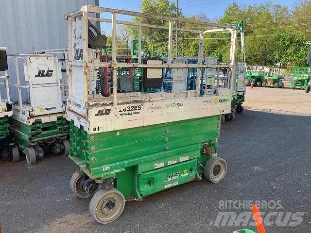 JLG 2632ES Šķerveida pacēlāji