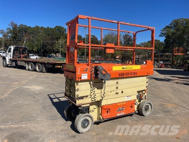 JLG 2632ES Šķerveida pacēlāji