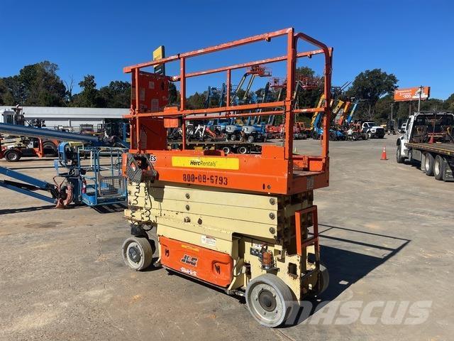 JLG 2632ES Šķerveida pacēlāji