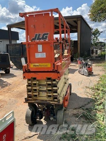 JLG 2632ES Šķerveida pacēlāji