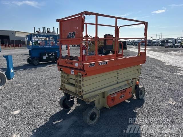 JLG 2646ES Šķerveida pacēlāji