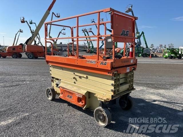 JLG 2646ES Šķerveida pacēlāji