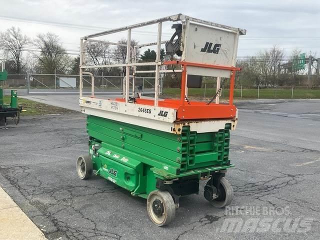 JLG 2646ES Šķerveida pacēlāji