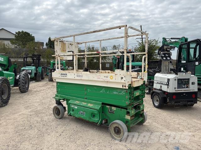 JLG 2646ES Šķerveida pacēlāji