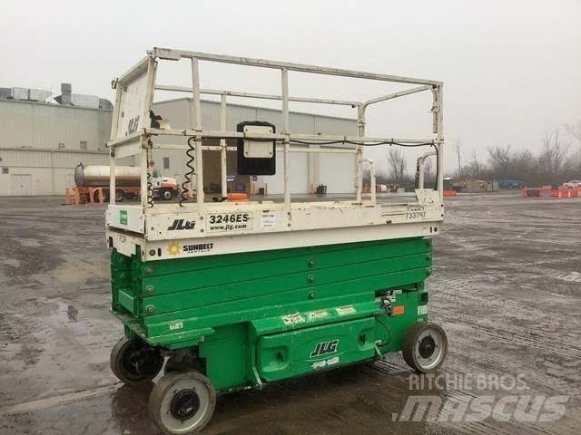 JLG 3246ES Šķerveida pacēlāji