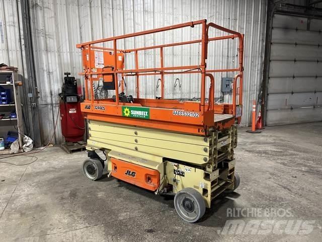 JLG 3246ES Šķerveida pacēlāji
