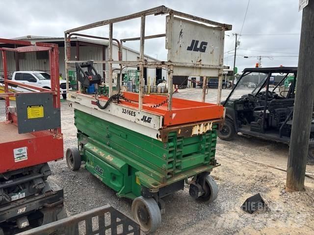 JLG 3246ES Šķerveida pacēlāji