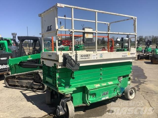 JLG 3246ES Šķerveida pacēlāji