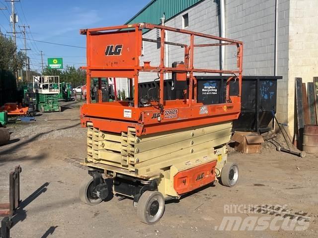 JLG 3246ES Šķerveida pacēlāji